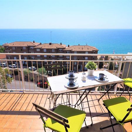 Carmen Seaview & Beach - Apartment Montgat Εξωτερικό φωτογραφία