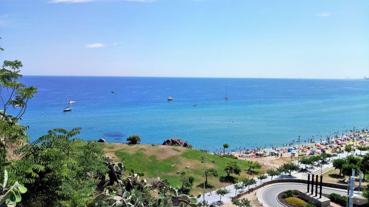 Carmen Seaview & Beach - Apartment Montgat Εξωτερικό φωτογραφία